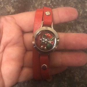 New origami owl Christmas bracelet